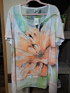 Floral Scoop Neck Women's Tunic Top -white, Peach and Green